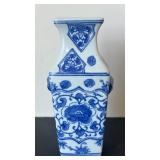 LR - Blue & White Porcelain Vase 8 Inch
