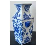 LR - Blue & White Porcelain Vase 8 Inch