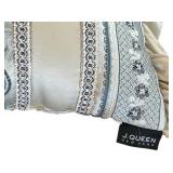 BR1 - J. Queen New York Comforter Set 81 x 86 In With 5 Pillows (Lot of 6)
