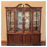 K - Vintage Thomasville Mahogany Breakfront China Cabinet