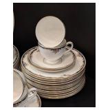 K - Vintage Wedgwood Osborne Bone China Dinnerware Service for 12