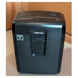O - Fellowes 9c Paper Shredder