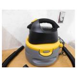 2 Gal. 1.75 Peak HP Small Shop Vacuum Wet Dry Vac with Filter Bag, Hose, Utility and Car Nozzle Attachments HD2020
