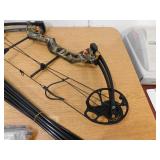 VEVOR Compound Bow Archery, Adjustable 19-30 in. Draw Length Compound Bow Package for Beginner, 19-70 lbs. Draw Weight