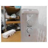 Gymax (Brand Rating: 3.5/5) 1500-Watt Electric Oil Filled Radiator Space Heater with 3 Heating Modes White