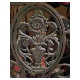 Oval Metal Wine Rack with Ornate Scrollwork - 47-Inch Tall