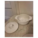 Chantal Handcrafted Ceramic Oven Dishes, 1-1/4 Qt / 1.3 L (Lot of 2)