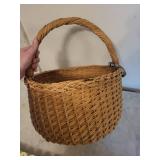 Wicker Basket with Tealight Candle Set in Plastic Tray