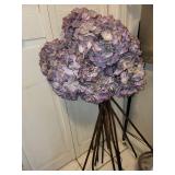 Dried feux Hydrangea Bouquet with Gold Leaves and Red Ribbon