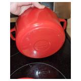 Le Creuset Cast Iron Dutch Oven with Lid