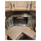 Oster Countertop Convection Oven - Toast, Bake, Broil, Warm, Defrost & Pizza