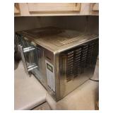 Oster Countertop Convection Oven - Toast, Bake, Broil, Warm, Defrost & Pizza
