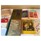 Mixed Vintage Book Lot Thorn Birds Wuthering Heights Gone With Wind