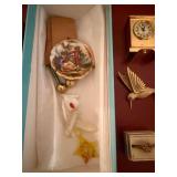 Vintage Miscellaneous Collectibles Lot Clock Cameo Mug Swiss+Tech