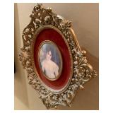 Cameo Creation Mme. Recamier Oval Wall Frame Red Velvet Gold Tone