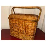 Vintage Wicker Picnic Basket Hinged Lid Swing Handle Natural Brown