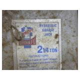 Hydraulic Floor Jack