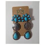 Necklace , Earrings, Bracelet.  Turquoise color.
