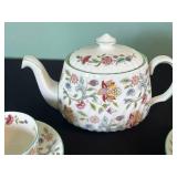 Minton Haddon Hall Bone China Tea Set - Teapot with Teacups & Saucers (England)