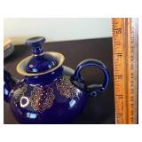 Alfred Meakin Hand Engraved Pattern Teapot with Matching Blue-White Plates - Staffordshire England