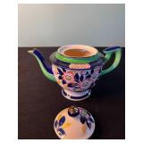 Collection of Tea Pots - All Sizes Inc Franklin Mint Venice Fine Porcelain Teapot - 1985 Edition