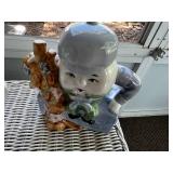 Wicker Coffee Table & Contents Inc Tea-Themed Ceramic Decor, Lamp & Books Mixed Lot