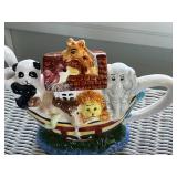 Wicker Coffee Table & Contents Inc Tea-Themed Ceramic Decor, Lamp & Books Mixed Lot