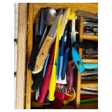 Mixed Kitchen Utensil Assortment