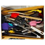 Mixed Kitchen Utensils & Tools Assortment
