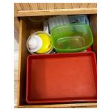 Kitchen Linens, Mitts & Storage Items Mixed Lot