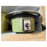 Panasonic Tempura-Fondue Electric Cooker with Lid, Basket & Cord