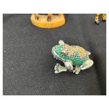 Hand-Painted Giraffe Figurines & Assorted Wooden Animals