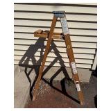 Davidson IW-133-05S 5 ft Step Ladder - 200 Lb Capacity, Type III