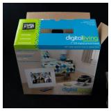 NEW Digital Living 7-Inch LCD Digital Picture Frame