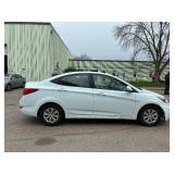 2016 HYUNDAI ACCENT SE *146k Miles | 2 Owner* (NO RESERVE)