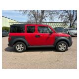 2005 HONDA ELEMENT EX *All Wheel Drive | No Accidents Reported* (NO RESERVE)