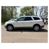 2009 BUICK ENCLAVE CXL *3rd Row Seating* (NO RESERVE)
