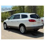 2009 BUICK ENCLAVE CXL *3rd Row Seating* (NO RESERVE)