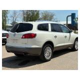 2009 BUICK ENCLAVE CXL *3rd Row Seating* (NO RESERVE)