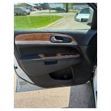 2009 BUICK ENCLAVE CXL *3rd Row Seating* (NO RESERVE)