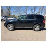 2010 FORD ESCAPE XLT *All Wheel Drive* (NO RESERVE)