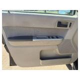 2010 FORD ESCAPE XLT *All Wheel Drive* (NO RESERVE)