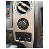 2011 FORD F-150 XLT *4x4 | No Accidents Reported* (NO RESERVE)