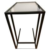 Glass C-Table with Lamp