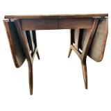 Vintage Mid Century Drop Leaf Table **