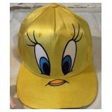 Tweety Cap, American Checkers, Wood Train, Farm Animals