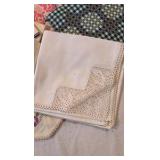 Mixed Lot of Vintage Linens