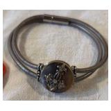Collection of Vintage Jewelry Items