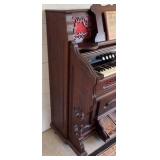Vintage 1900s Moline Organ