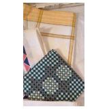 Mixed Lot of Vintage Linens